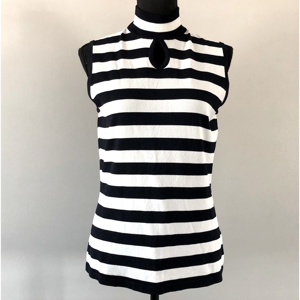 Women’s Olsen Europe Navy White Striped Sleeveless top size 8